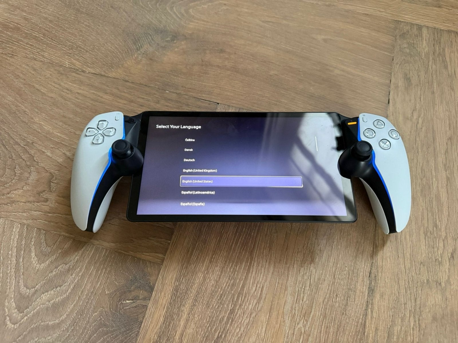 Sony PlayStation Portal Remote Player + Hoes, Ophalen of Verzenden, Zo goed als nieuw
