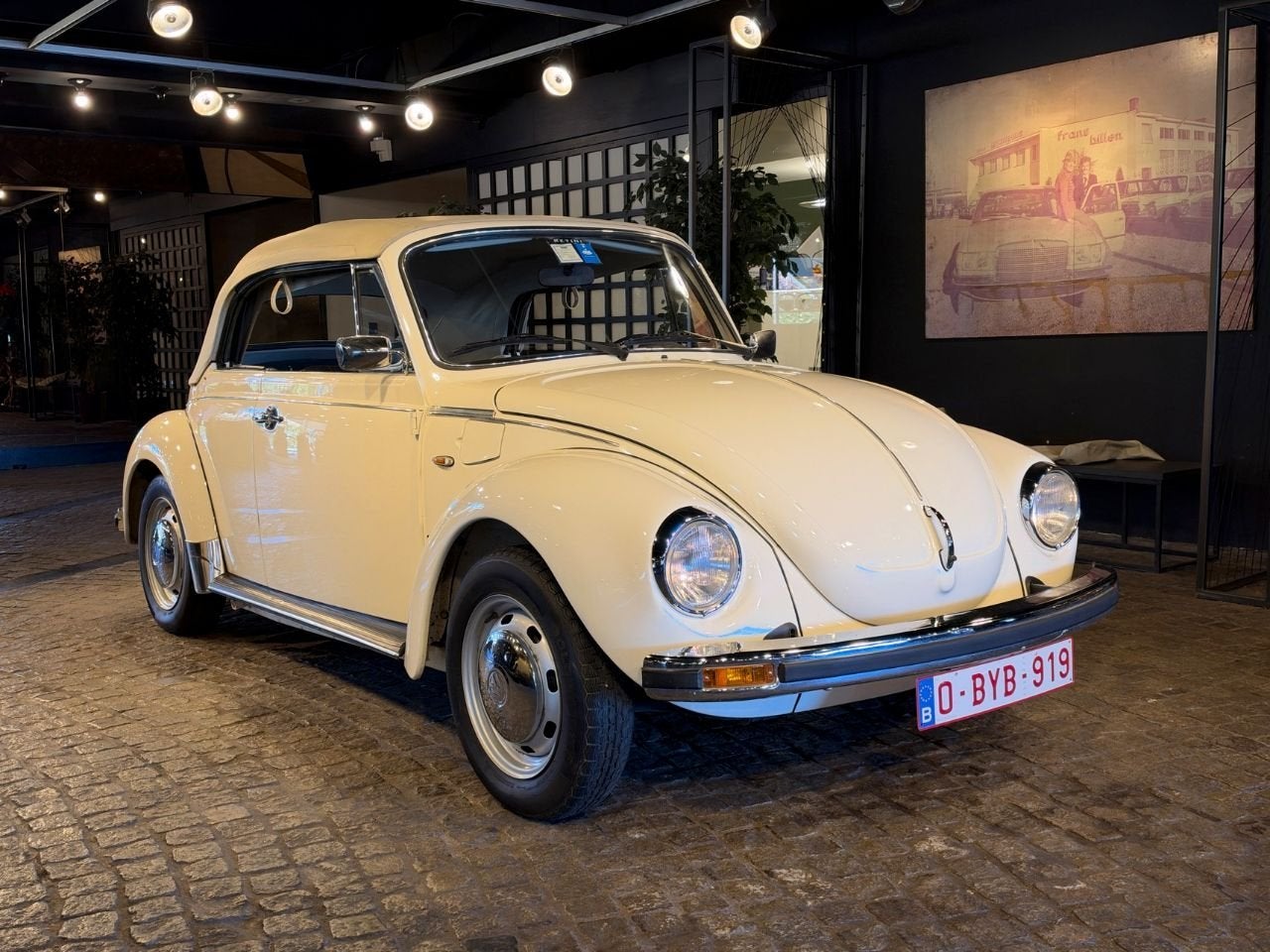 Volkswagen Kever 1303 Cabrio (bj 1975), Auto's, Cabriolet, Volkswagen, Wit, Bedrijf