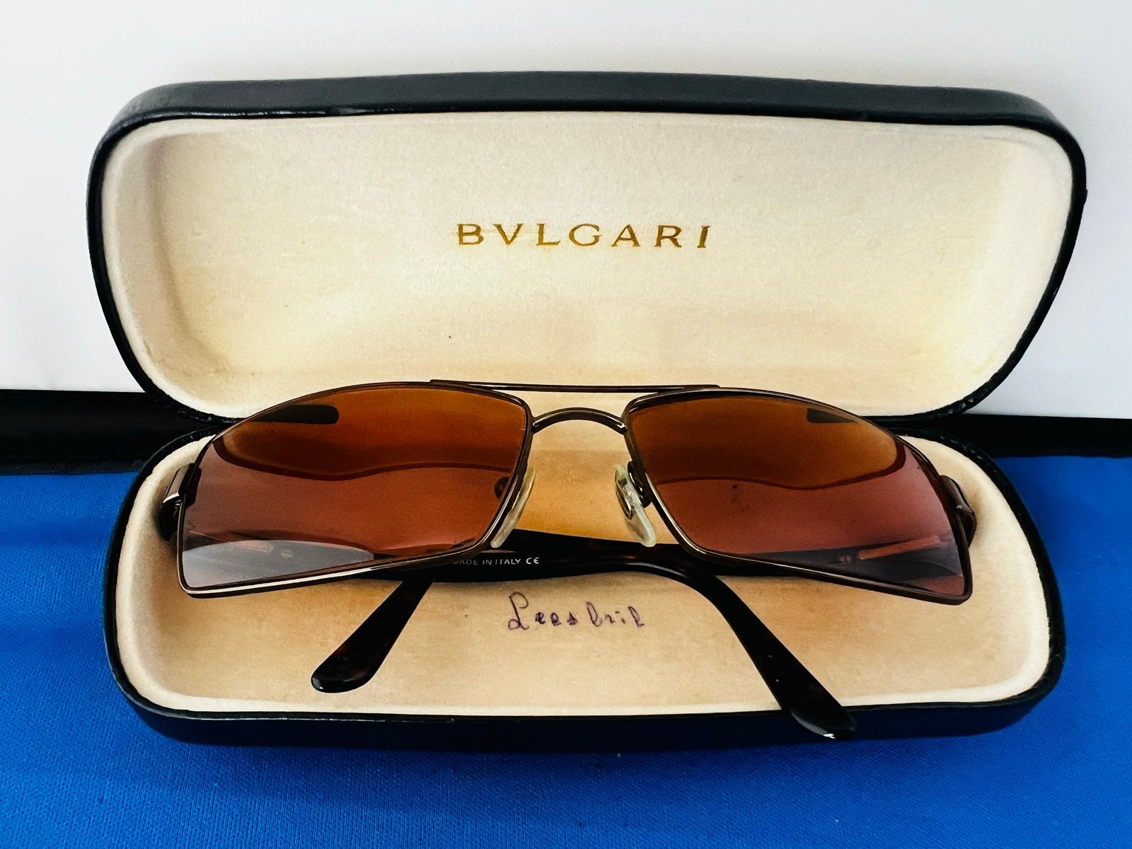 Bvlgari zonnebril met bruine glazen en etui, Overige merken, Gebruikt, Zonnebril, Bruin