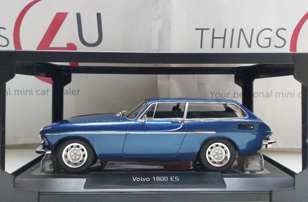 Norev 1:18 Volvo P1800 ES 1973 blauw metallic nieuw, Hobby en Vrije tijd, Modelauto's | 1:18, Ophalen of Verzenden, Nieuw, Auto
