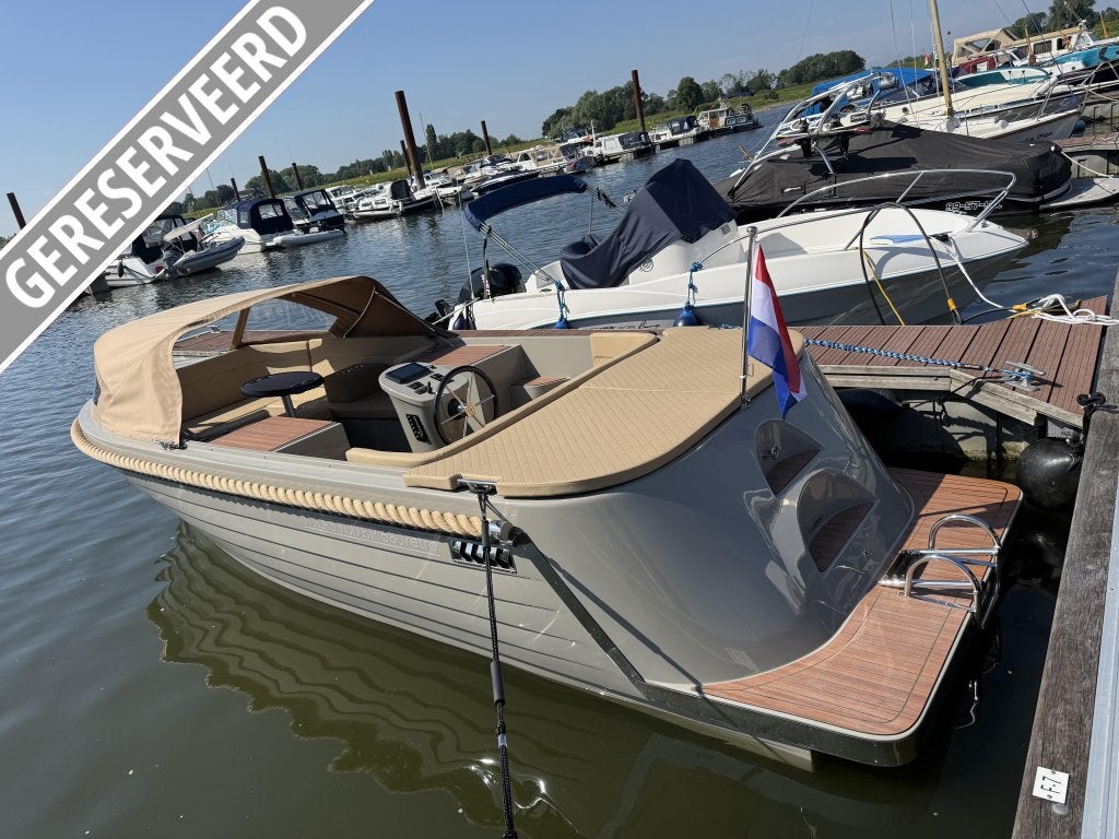 NwStaat! ExDemo MAASSLOEP 680 Retro 60PK HONDA KOELK BOEGSCH