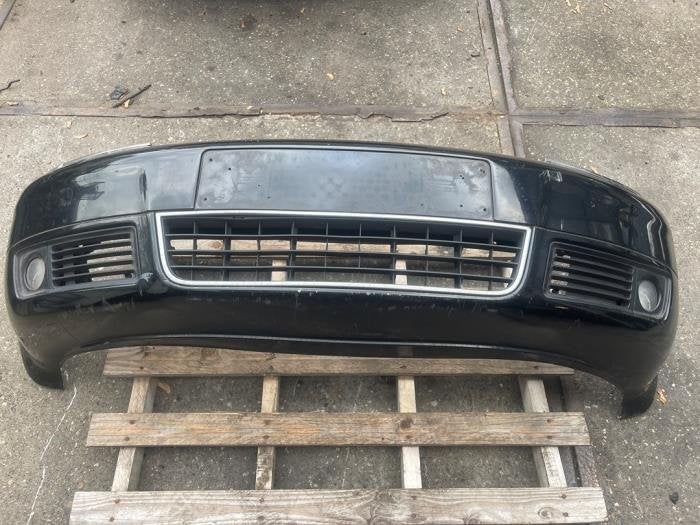 Voorbumper van een Audi A6, Gebruikt, -, Verzenden, -