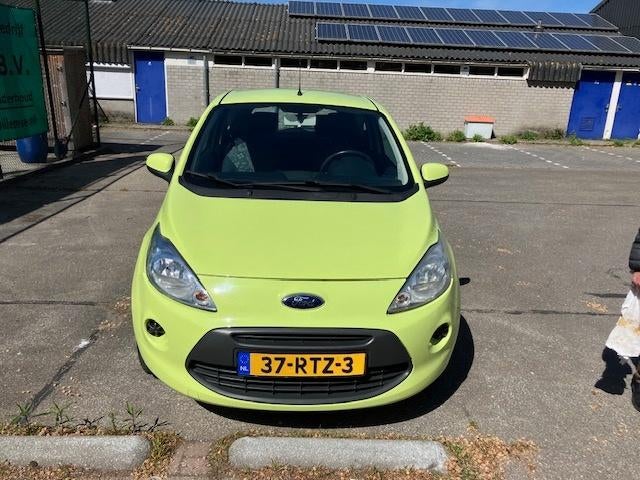 Ford Ka 1.2 69pk 2011 Groen   HEERLIJK ZUINIG, Voorwielaandrijving, 1242 cc, 4 cilinders, 4 stoelen