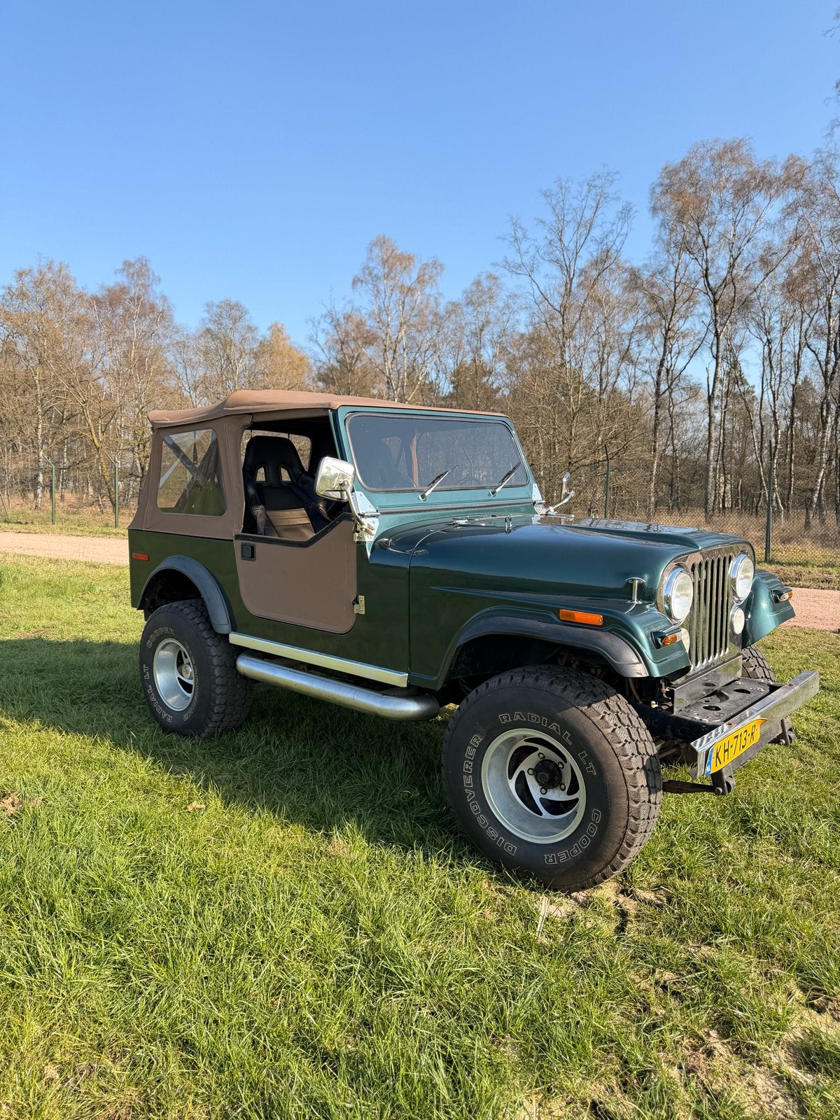 Jeeps CJ7 Groen en Paars, foto 4
