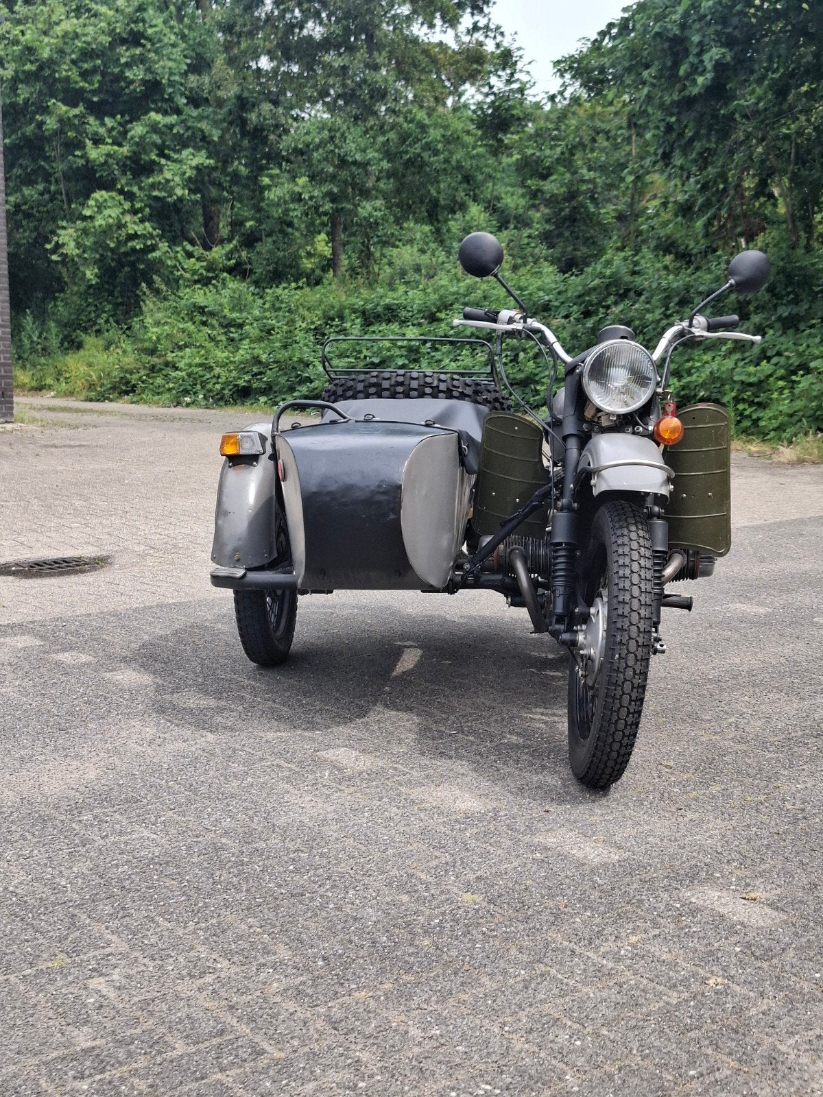 Ural IMZ-8 103 10 Zijspanmotor - Klassieke Avonturier, Sportuitlaat, 2 cilinders, Occasion, Motorrijbewijs A