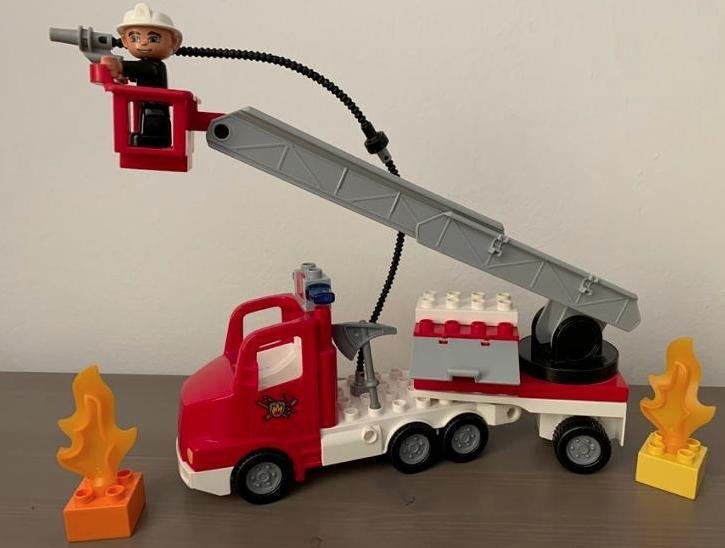Duplo 5682 - Brandweer auto met Brandweerman en Vlammen, Gebruikt, Ophalen of Verzenden, Compleet, Duplo