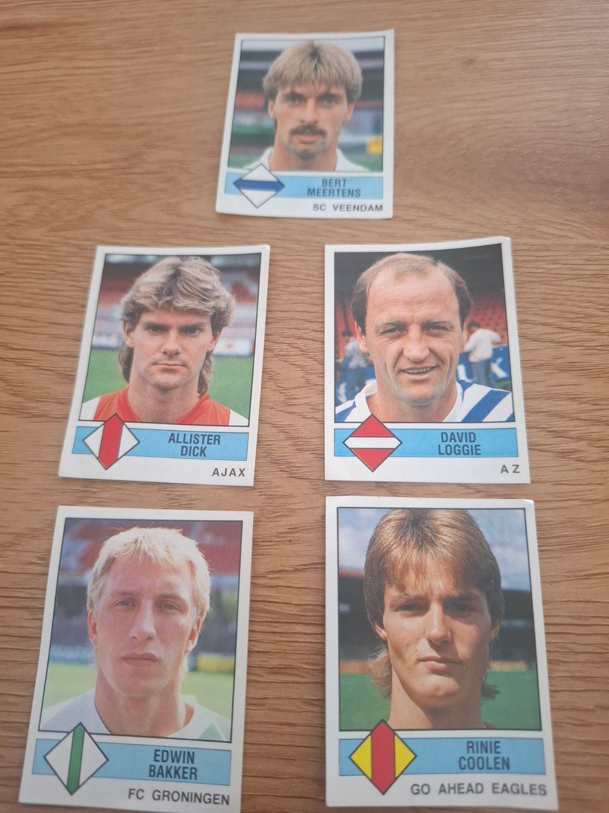 Voetbalplaatjes jaren '80 - Ajax, AZ, Go Ahead Eagles, Gron., Verzamelen, Ophalen of Verzenden, Zo goed als nieuw