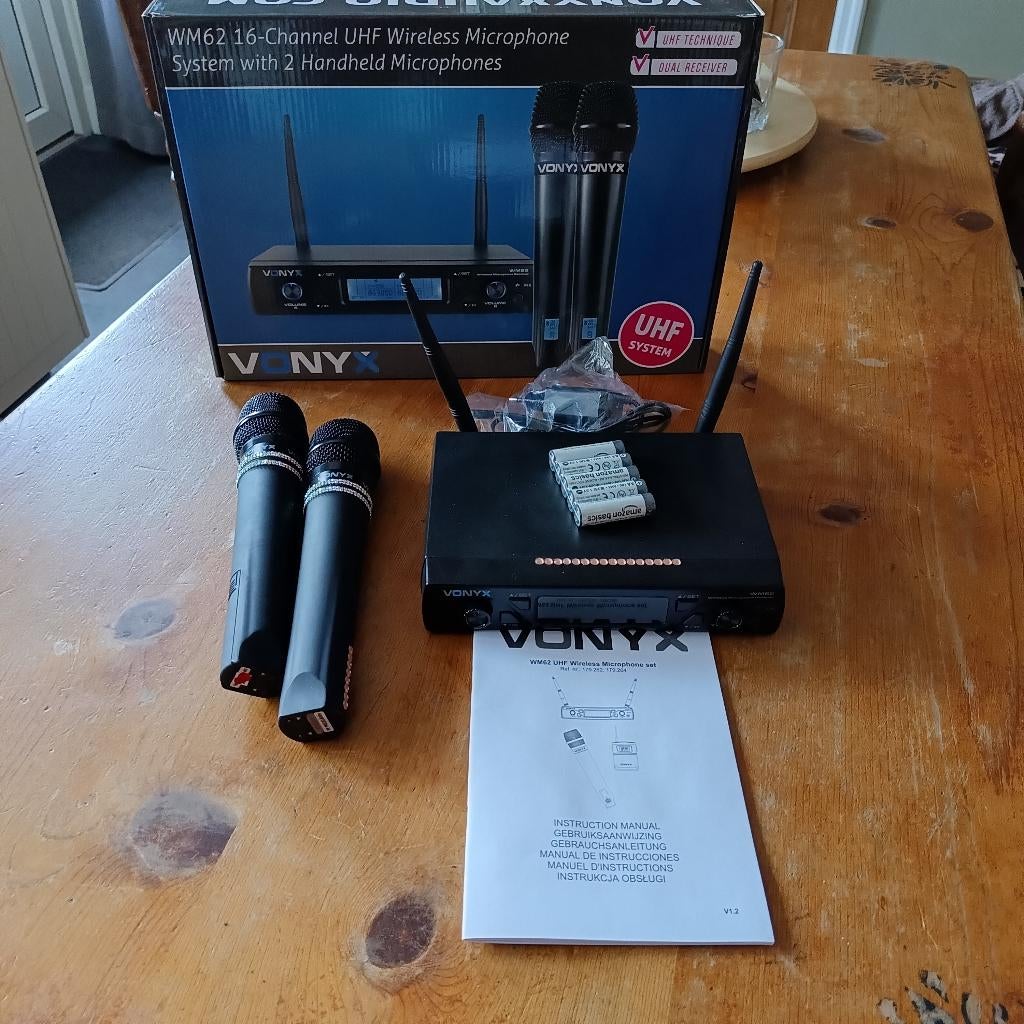 Vonix microfoons WM62, Ophalen of Verzenden, Zo goed als nieuw, Zangmicrofoon, Draadloos