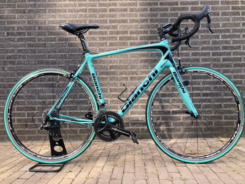 Bianchi Intenso carbon, Campagnolo, in nieuwstaat., Fietsen en Brommers, Carbon, Velgrem, Zo goed als nieuw, 57 tot 61 cm