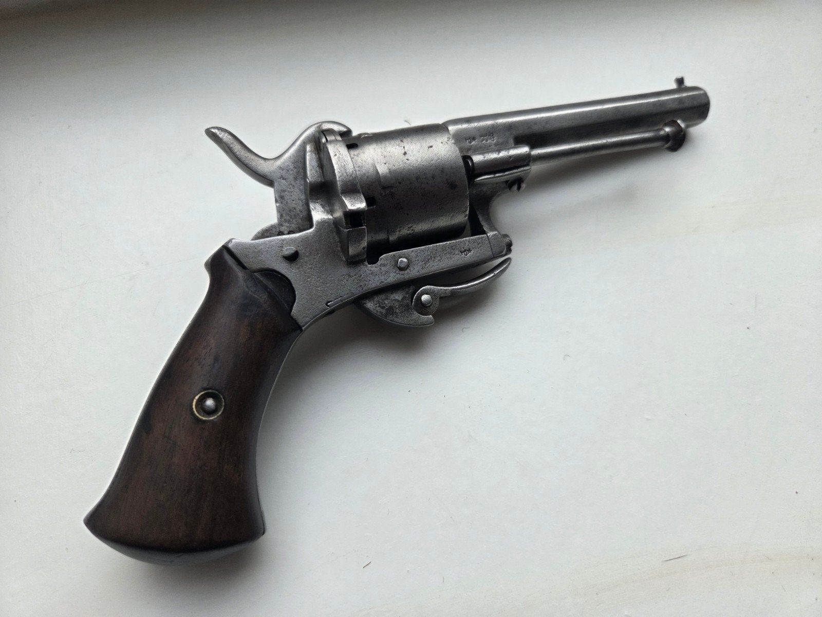 Antiek zwartkruit penvuur Revolver voor 1870, Verzamelen, Ophalen of Verzenden, Overige soorten, Nederland, Overige typen