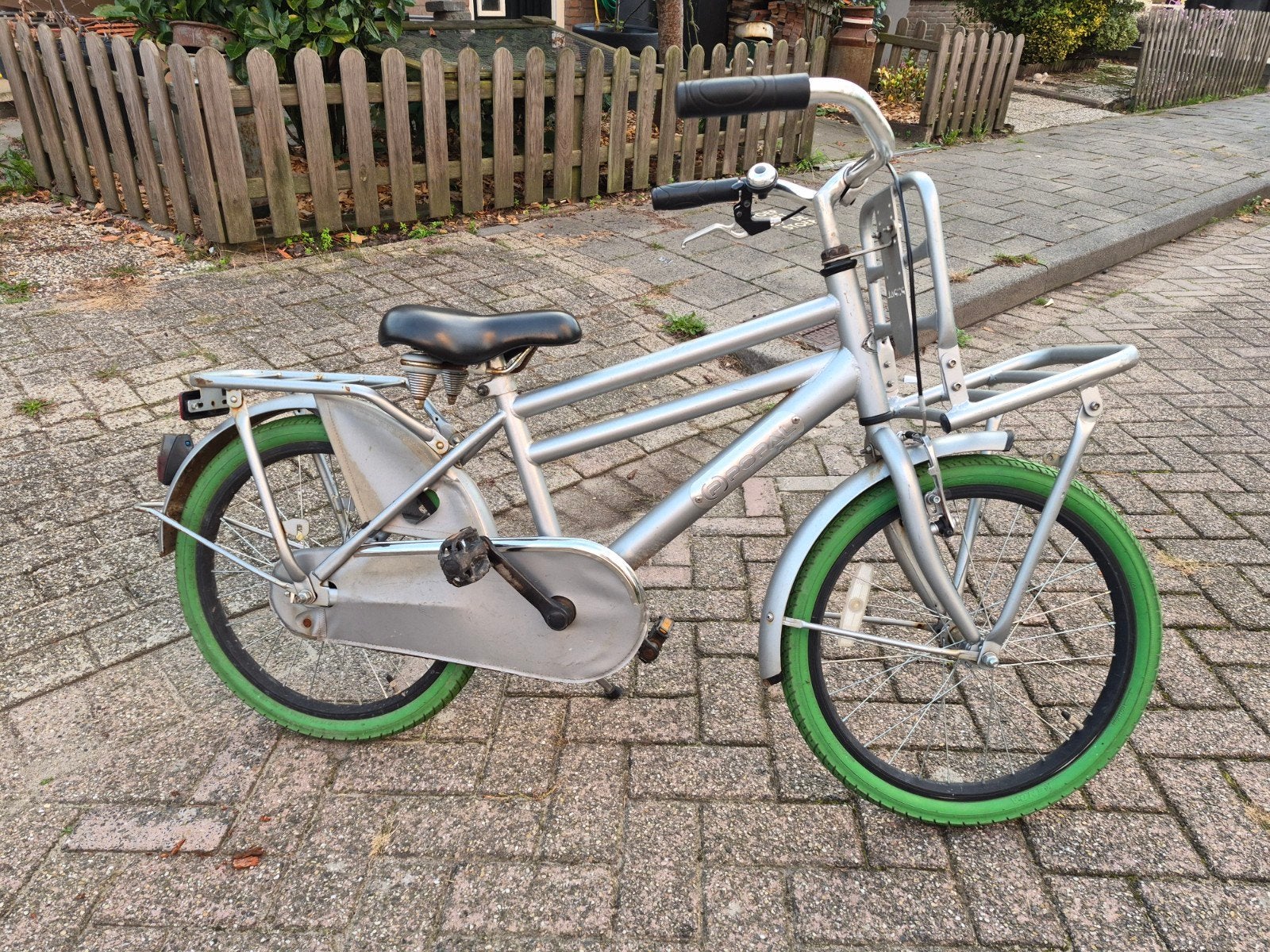 Stoere jongens postfiets met opvallende groene banden, Gebruikt, Ophalen, Overige merken, Terugtraprem