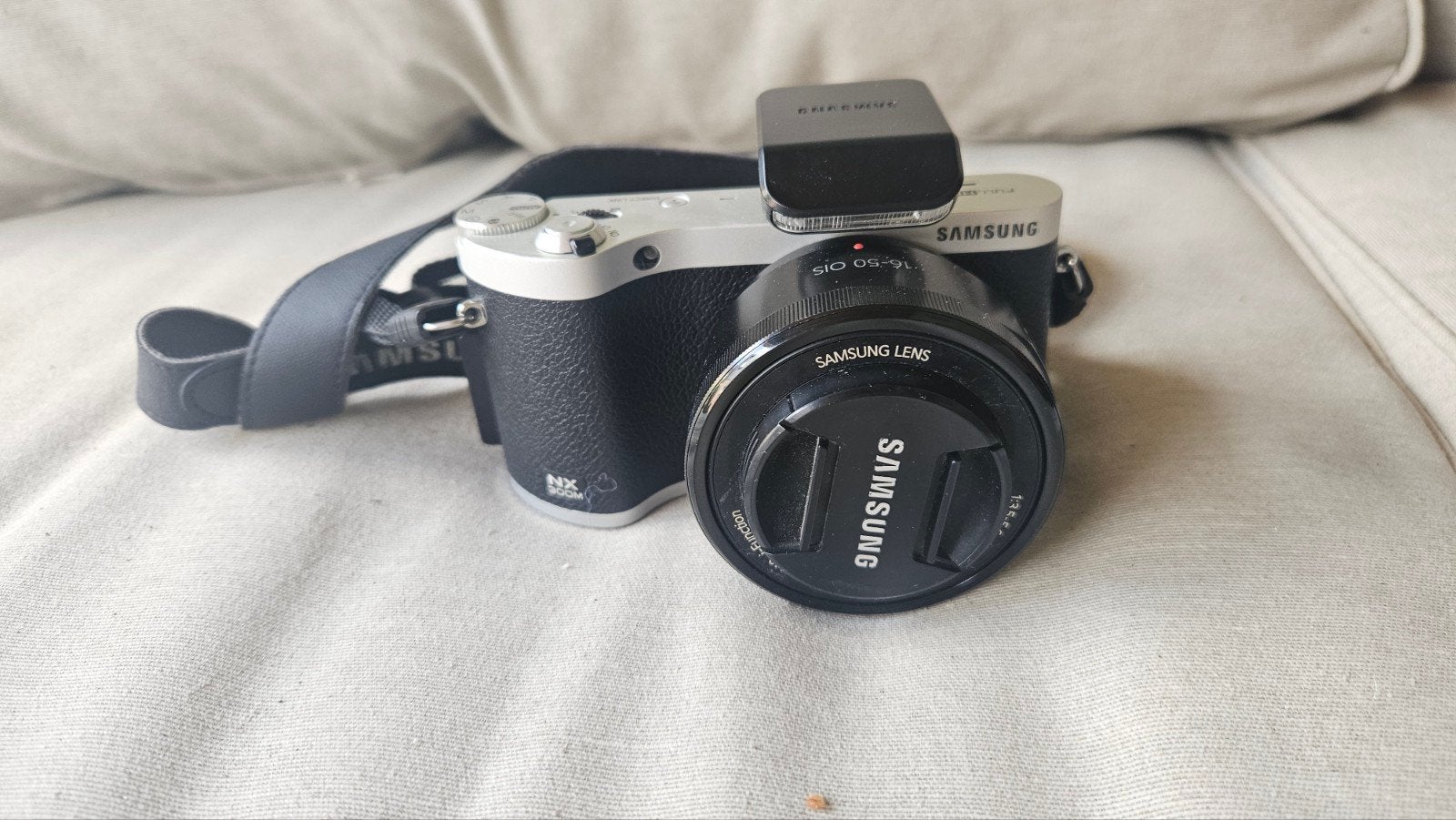 Samsung NX300M systeemcamera met 16-50mm OIS lens, Gebruikt, Geheugenkaart, Ophalen of Verzenden, 8 keer of meer