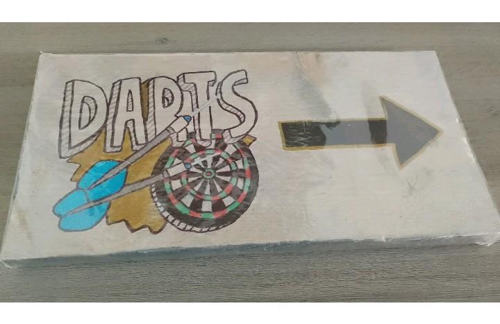 WANDBORD STEIGERHOUT - DARTS thema, Gebruikt, Hout, Meerkleurig, Ophalen of Verzenden