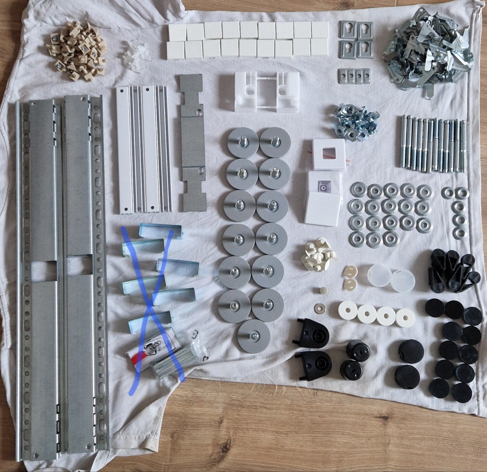 Diverse materialen en onderdelen IKEA Besta en Pax, Ophalen of Verzenden, Nieuw