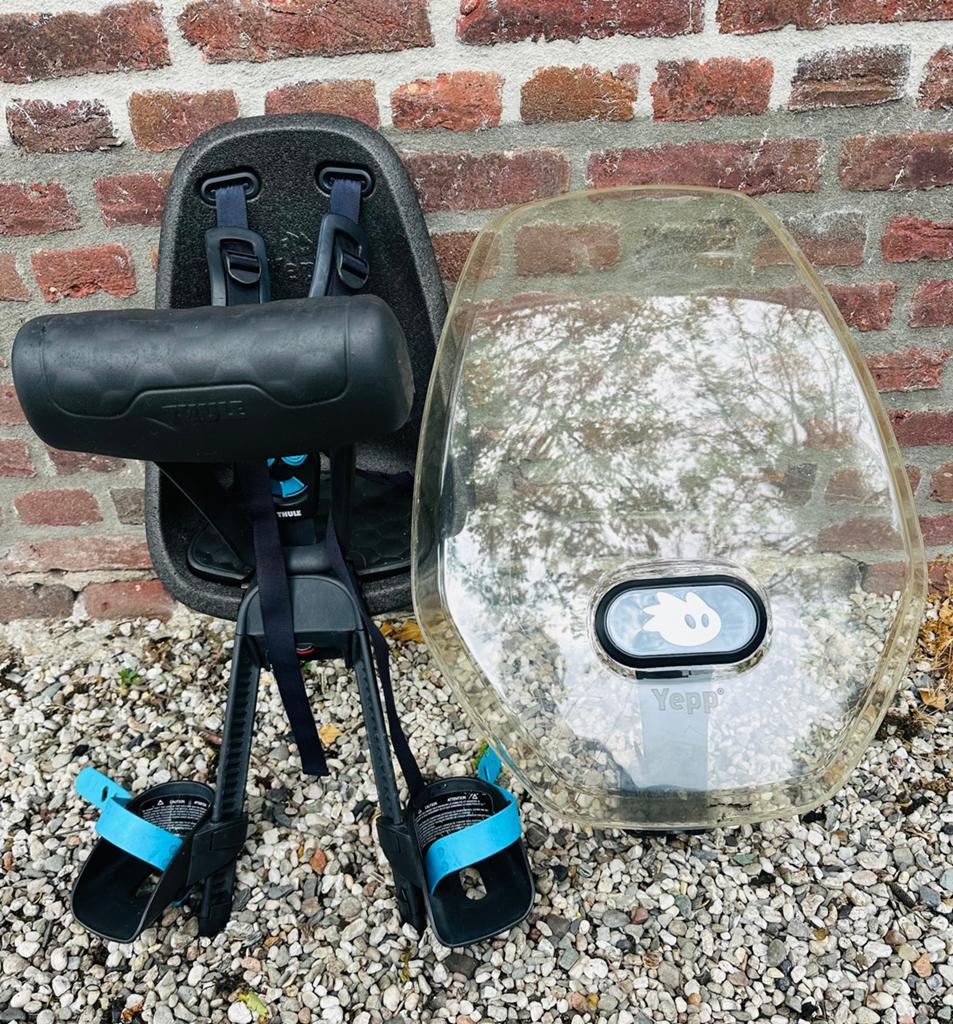Thule Yepp Nexxt Mini fietsstoeltje, Fietsen en Brommers, Fietsaccessoires | Fietsstoeltjes, Zo goed als nieuw, Voorzitje, Voetsteuntjes