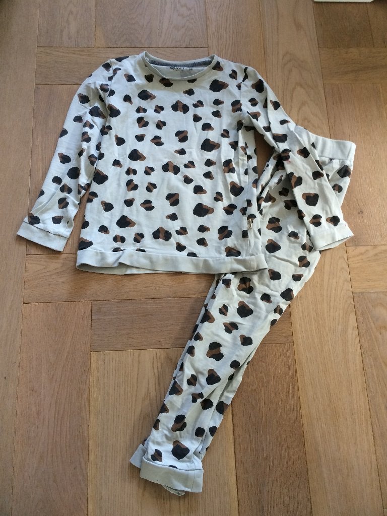 ZGAN 2delige pyjama van Quapi maat 134/140, Nacht- of Onderkleding, Meisje, Ophalen of Verzenden, Zo goed als nieuw