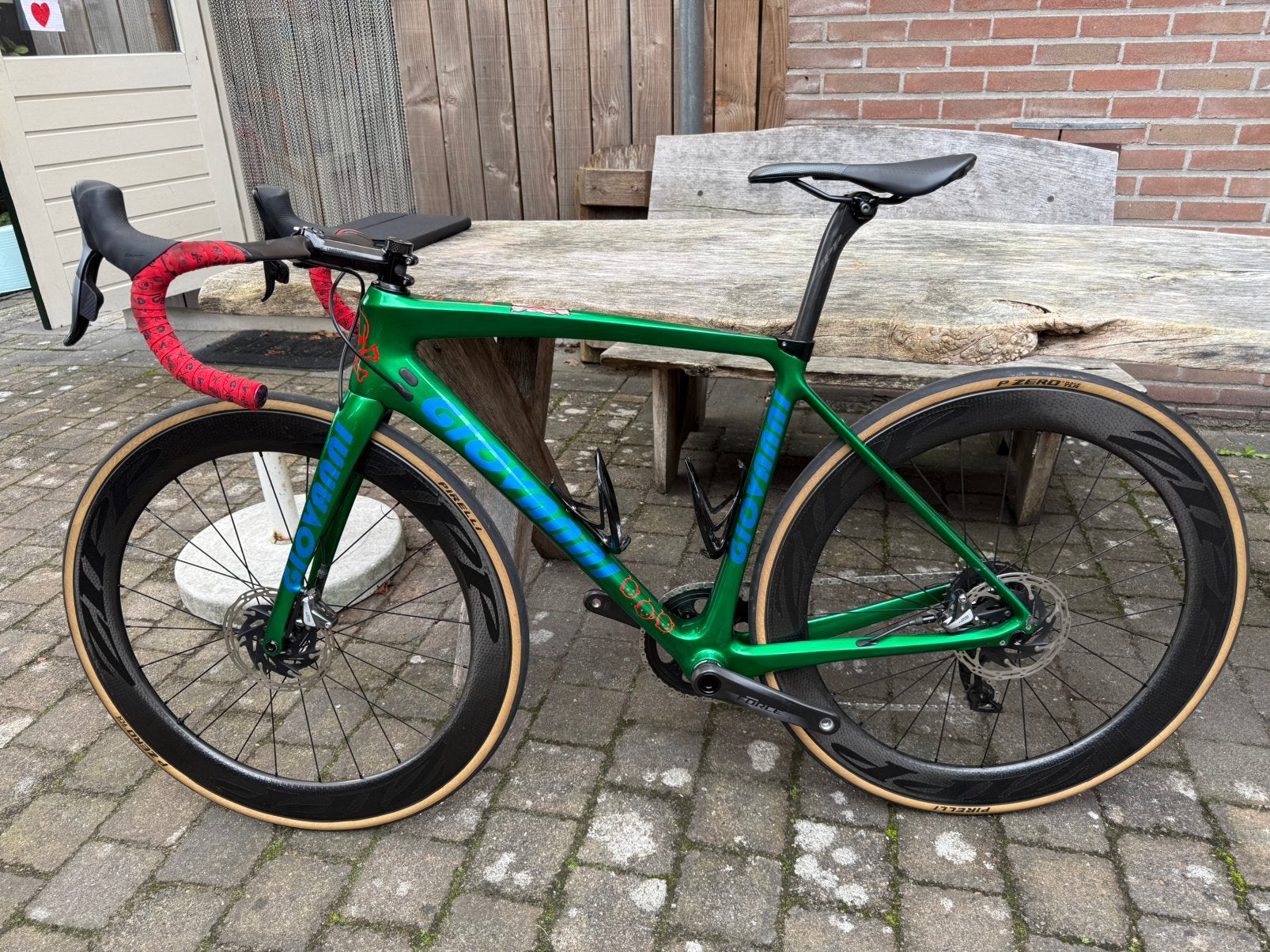 Foto 2 van Giovanni metalic groene racefiets (prorace),