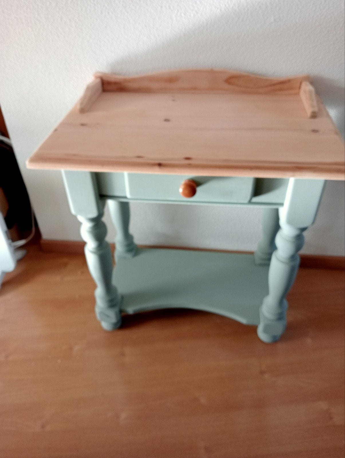 Gerestyled grenen nachtkastje, Ophalen, Zo goed als nieuw, Hout, Minder dan 45 cm