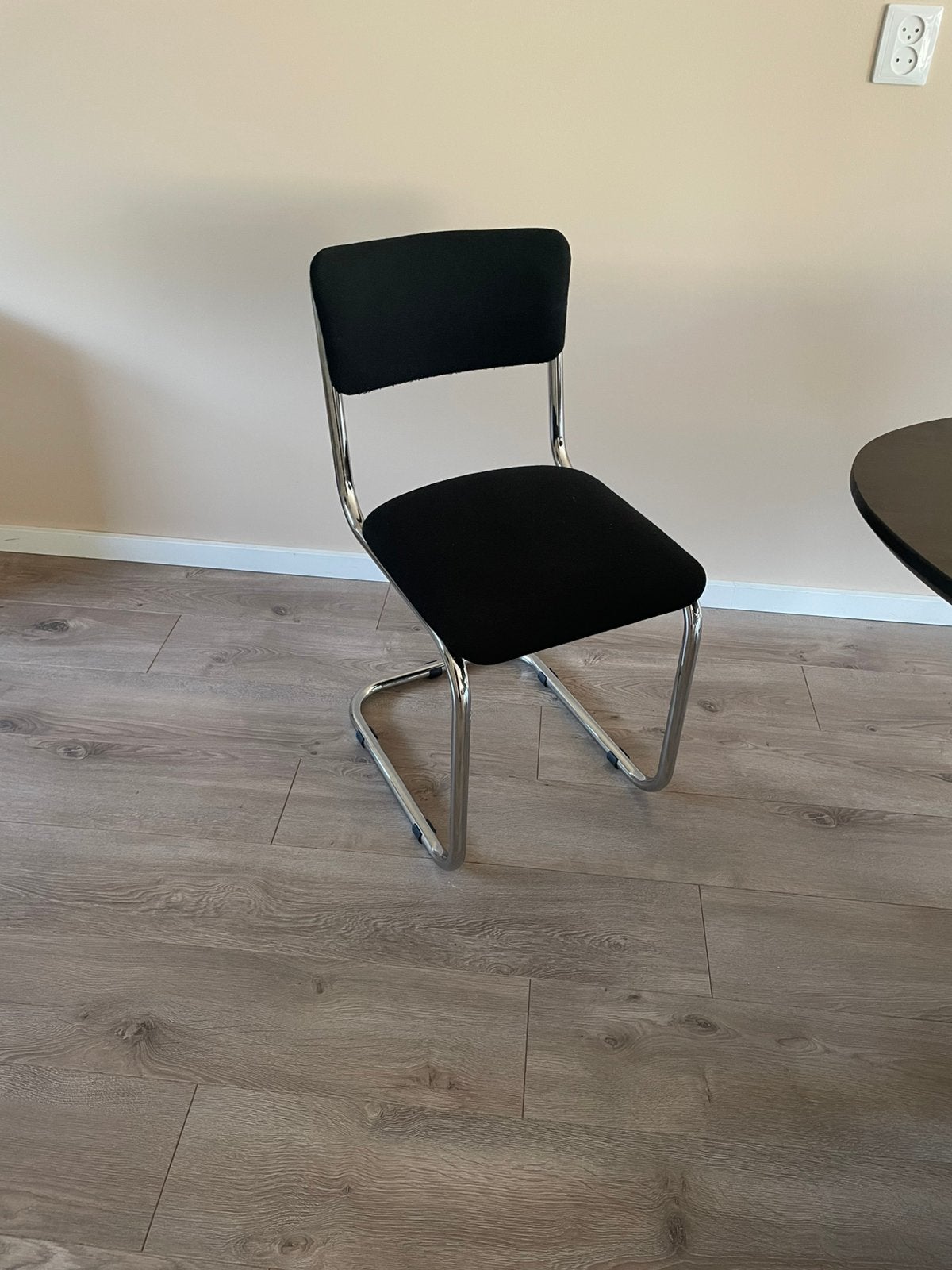 4 stoelen, Ophalen, Zo goed als nieuw, Zwart