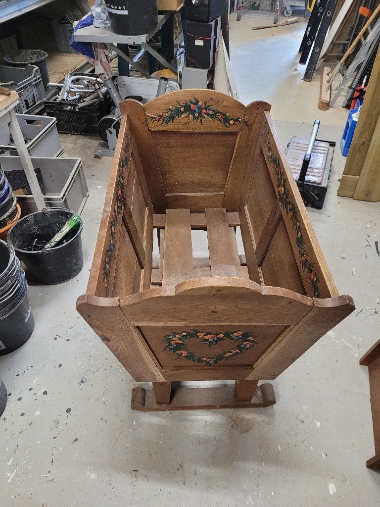 HOUTEN WIEG HANDGEMAAKT JAREN 60, Ophalen, Gebruikt, Wieg