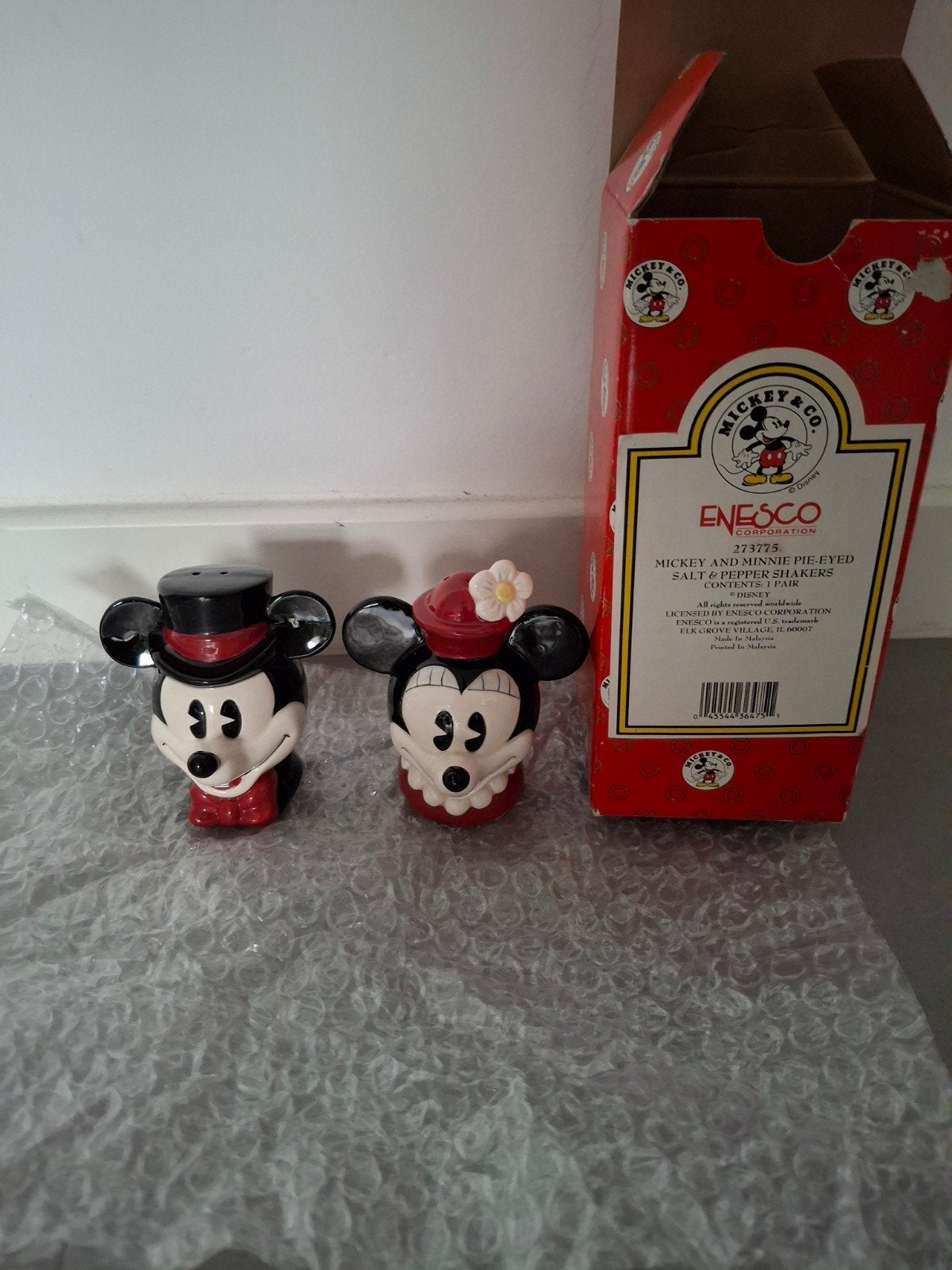 Mickey en Minnie Mouse zout- en peperstrooiers, Ophalen of Verzenden, Steen/keramiek, Meerkleurig, Overige merken