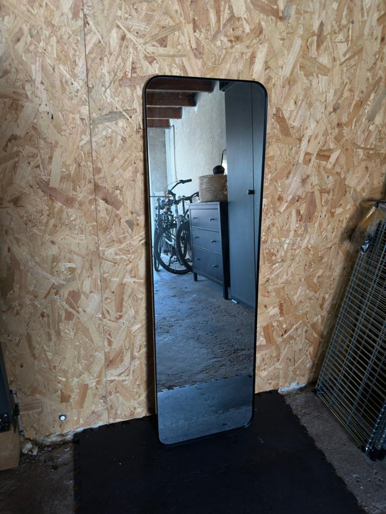 IKEA LINDBYN spiegel - Zwart, Ophalen, Minder dan 50 cm, 100 tot 150 cm, Zo goed als nieuw