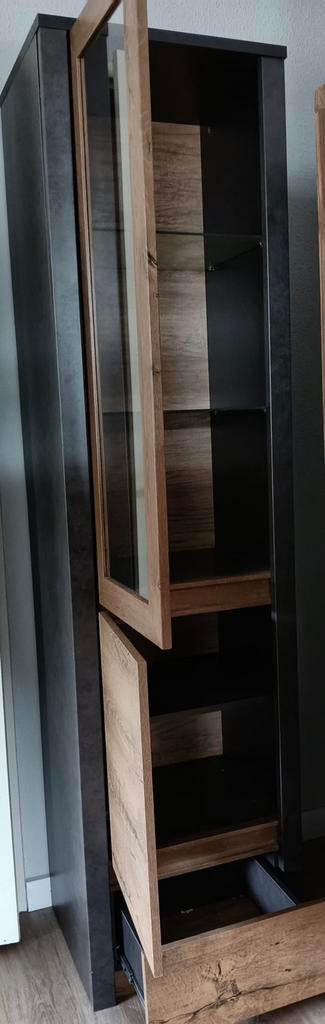 Vitrine kast, Ophalen, Met deur(en), 50 tot 100 cm, Zo goed als nieuw