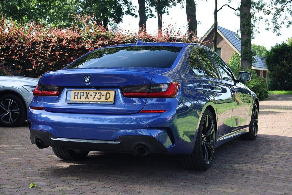 BMW 3-serie 320i High Executive Aut. | M-Pakket | Mosselman, Automaat, Achterwielaandrijving, Gebruikt, 4 cilinders