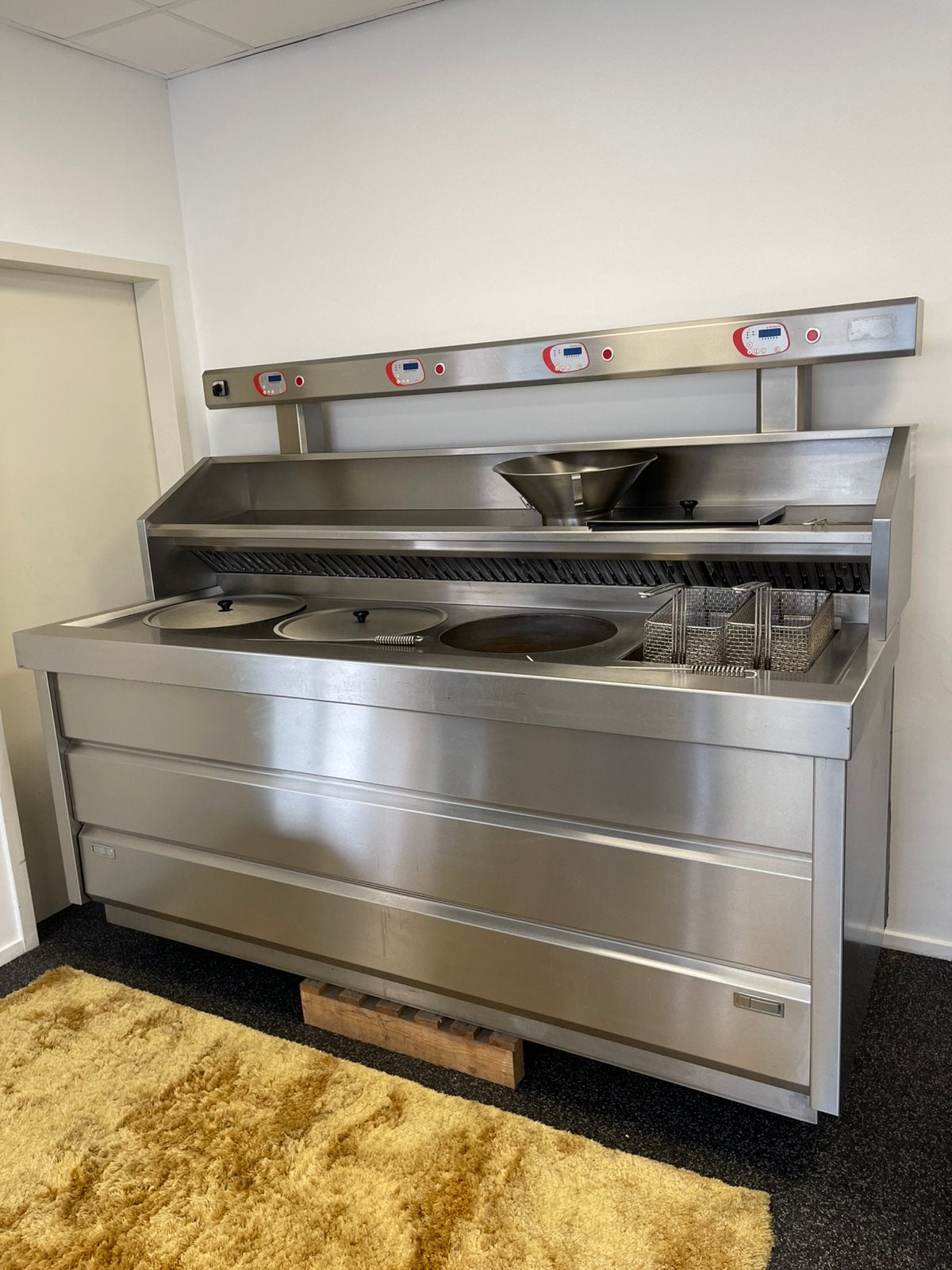 Perfecta bakwand (CAFETARIA,FOODTRUCK) leveren montage, Ophalen of Verzenden, Fornuis, Frituur en Grillen