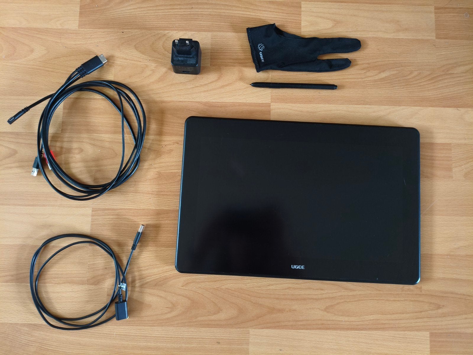UGEE U1600 Pen Display - Tekentablet met Scherm, Computers en Software, Tekentablets, Zo goed als nieuw, Bedraad, Ophalen of Verzenden