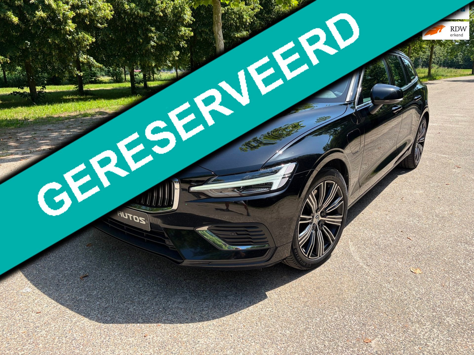 Volvo V60 2.0 T6 Recharge AWD Inscrip. SOH 99% LEER BTW, Automaat, Zwart, 4 cilinders, 1969 cc