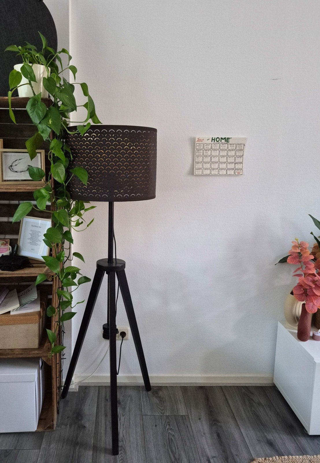Ikea vloerlamp. Dimbaar & verstelbaar: Lauters & Nymo, Ophalen, 100 tot 150 cm, E27 (groot), Zo goed als nieuw