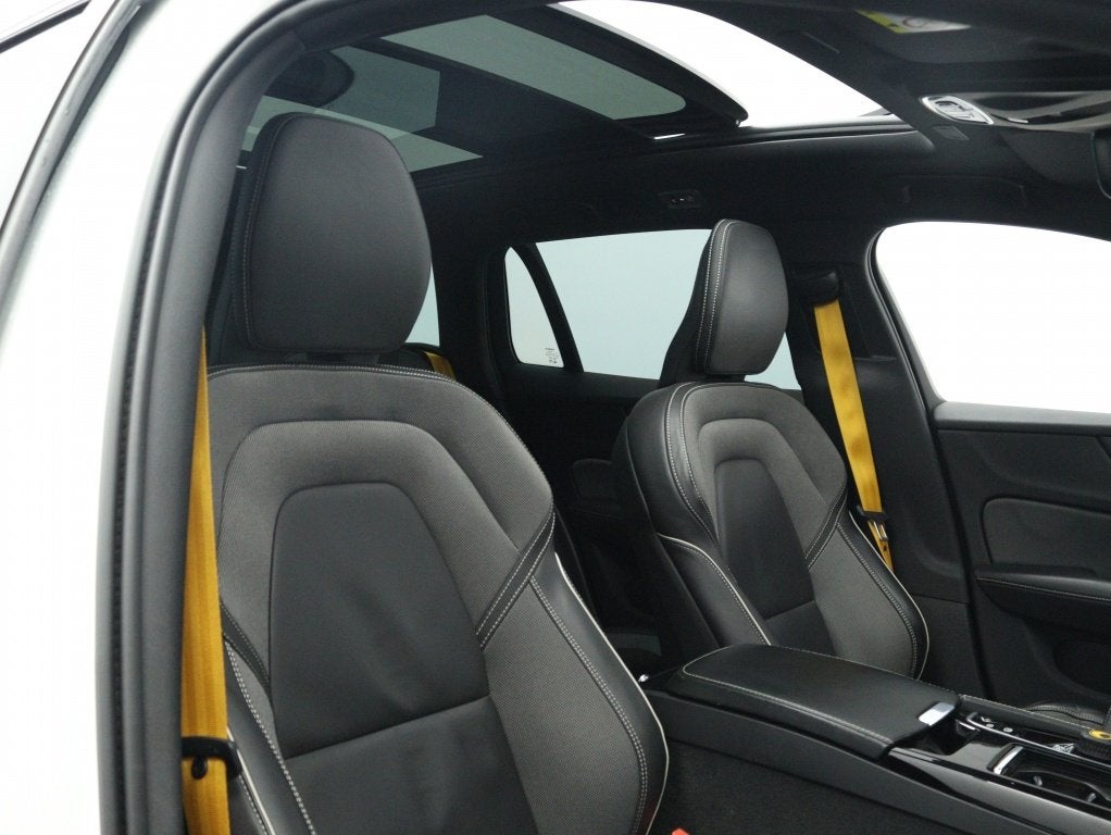 Volvo V60 HEICO 2.0 T8 Twin Engine AWD Polestar Engineered |, Auto's, Volvo, 12 maanden, Gebruikt, Wit, Leder