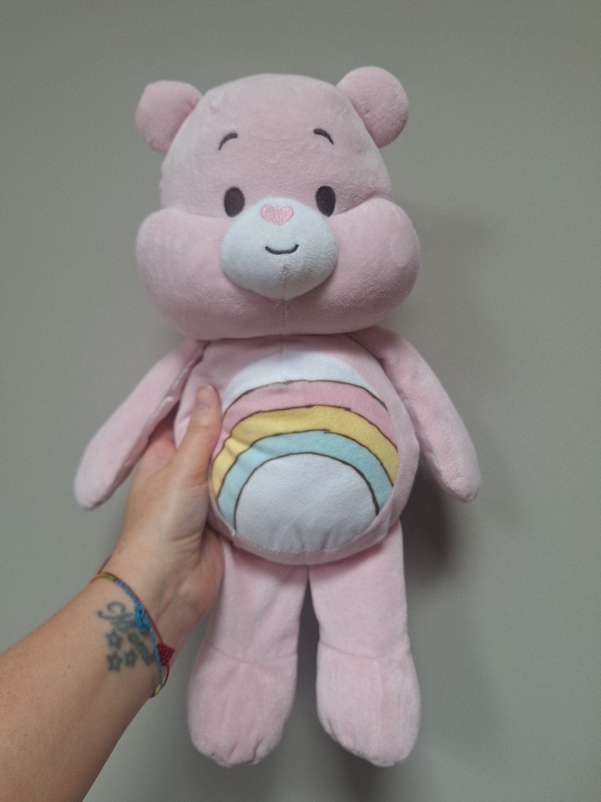 Roze Care Bear knuffel met regenboog op buik, Overige merken, Overige karakters, Beer, Ophalen of Verzenden