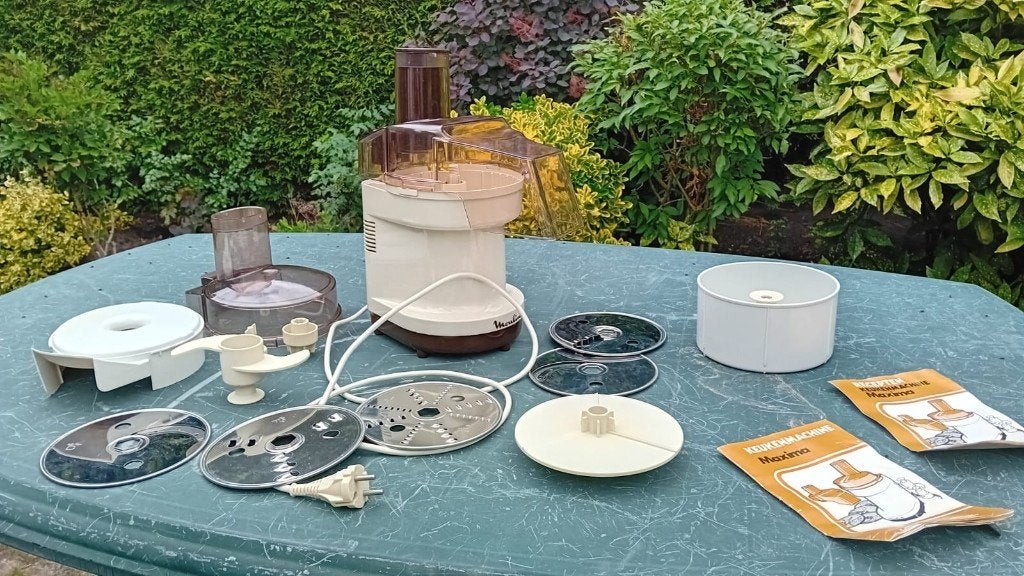 Complete Moulinex keukenmachine met accessoires, Witgoed en Apparatuur, Ophalen of Verzenden, Zo goed als nieuw, 3 snelheden of meer