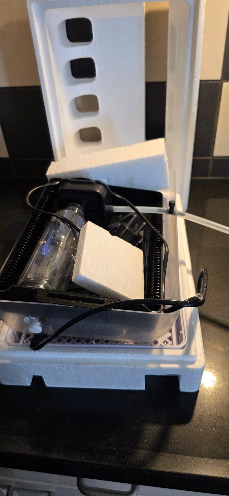 leuke broedmachine voor 30 eitjes, Dieren en Toebehoren, Pluimvee | Toebehoren, Ophalen, Broedmachine