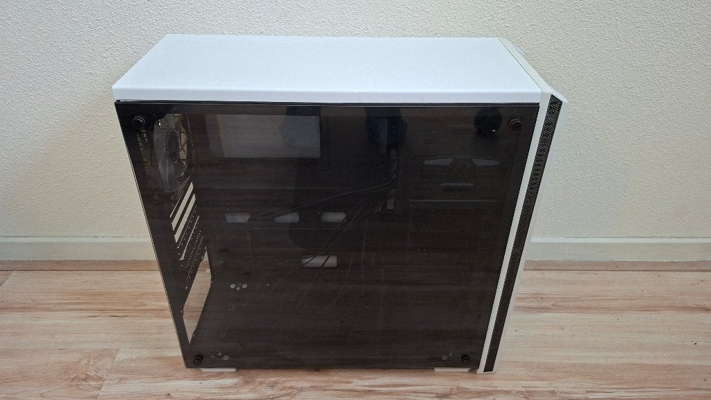 BitFenix Nova TG wit – ATX behuizing met glazen zijpaneel, Computers en Software, Ophalen, Gebruikt