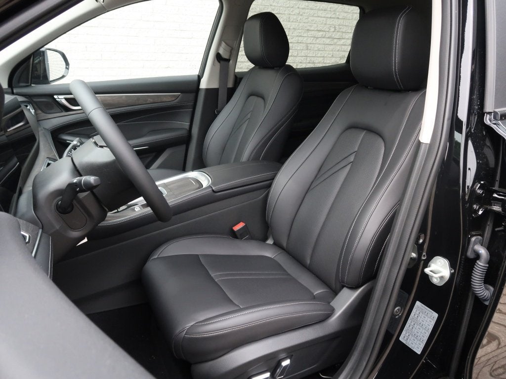 DFSK E5 1.5 PHEV L2 (bj 2026, automaat), Auto's, Automaat, 12 maanden, 4 cilinders, Zwart