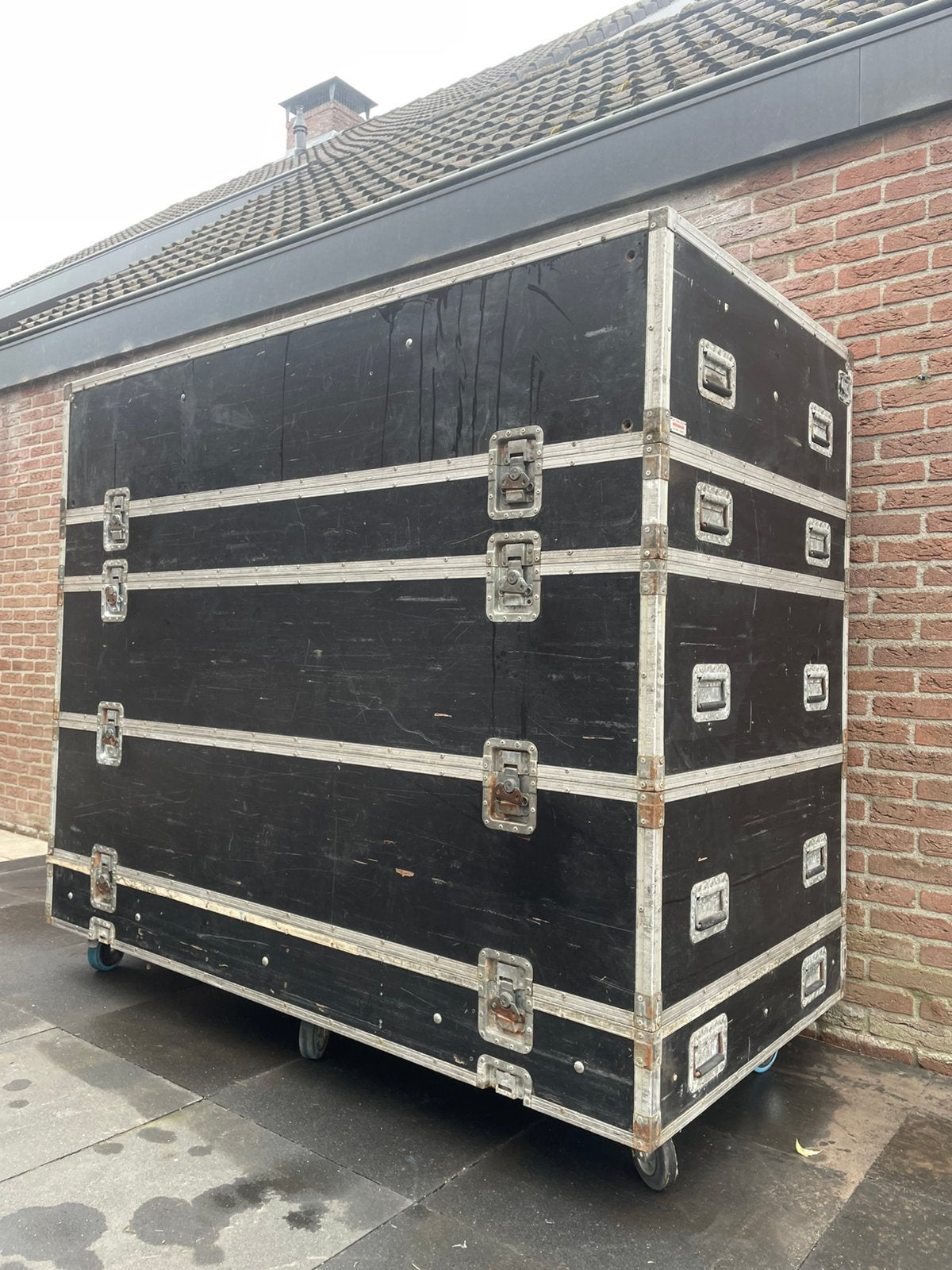 Flightcase drum / keyboardriser / podium, Ophalen, Gebruikt, Overige instrumenten, Flightcase