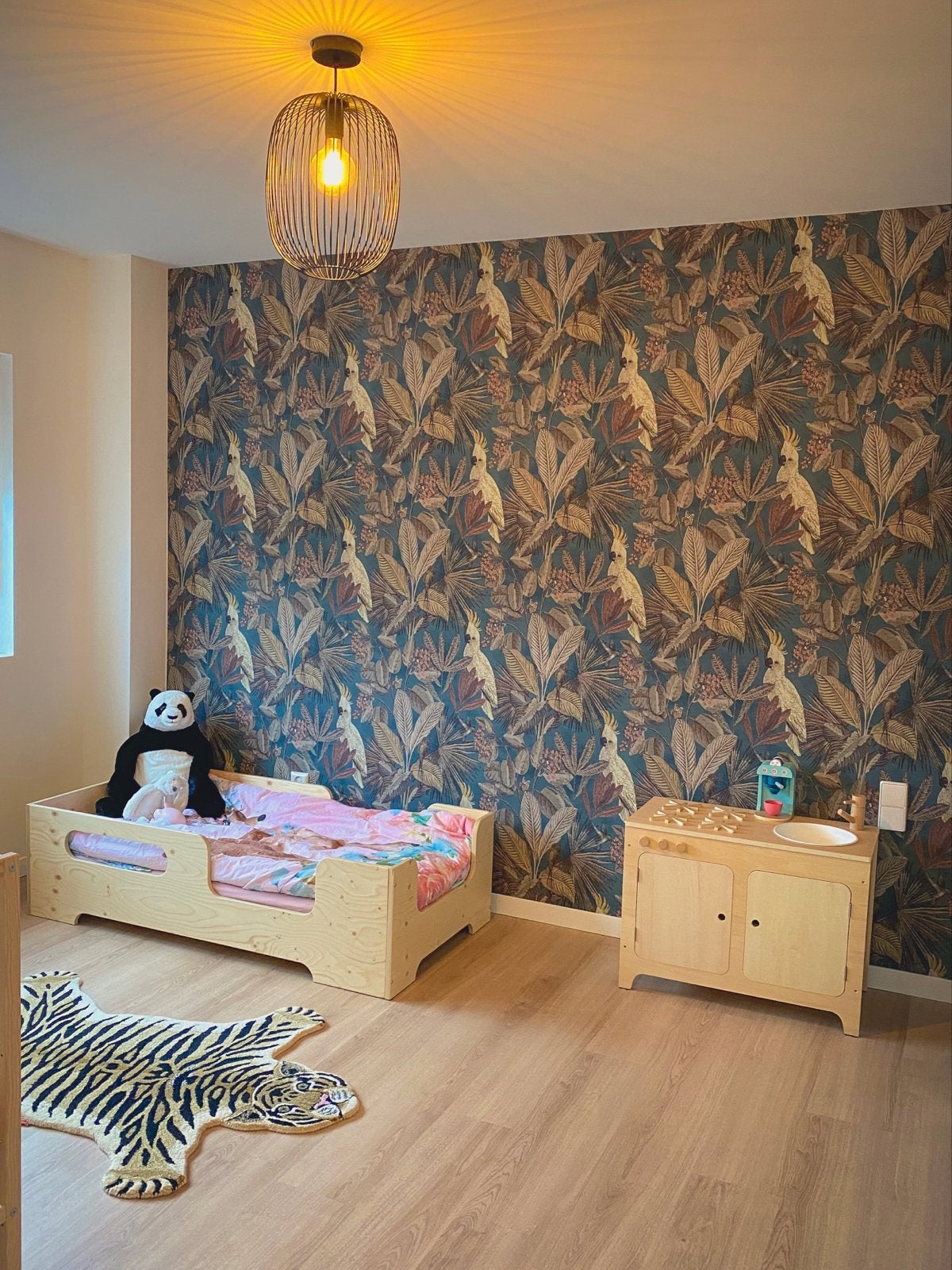 Houten kinderbedje met lattenbodem van petit puk, Kinderen en Baby's, Kinderkamer | Bedden, Ophalen, 70 tot 85 cm, 140 tot 160 cm