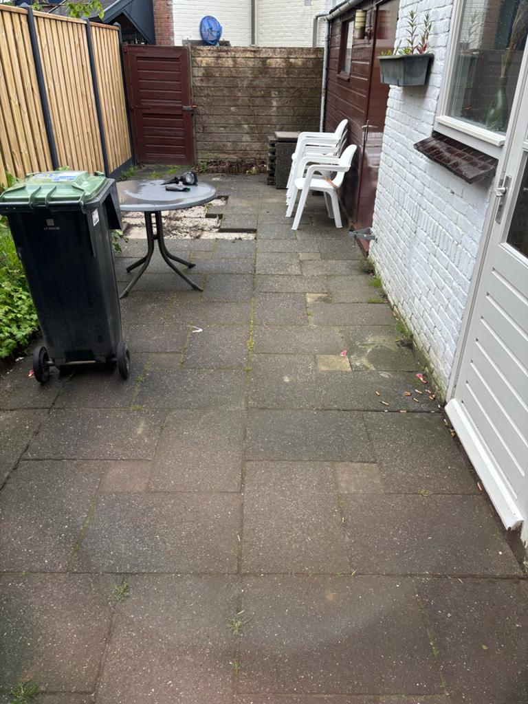 Tuintegels afvoeren - GELD TOE, Ophalen, Gebruikt, 10 m² of meer, Beton
