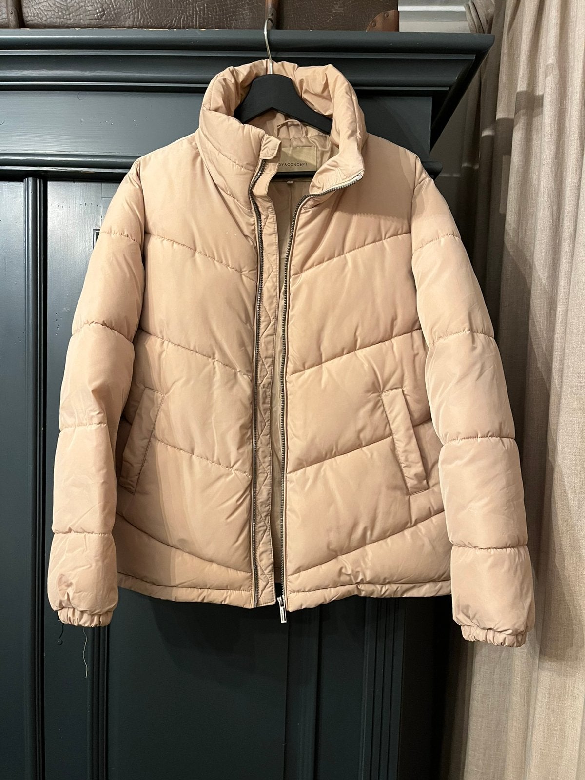 Mooi winterjack, fijne kleur, past overal bij., Kleding | Dames, Ophalen of Verzenden, Zo goed als nieuw