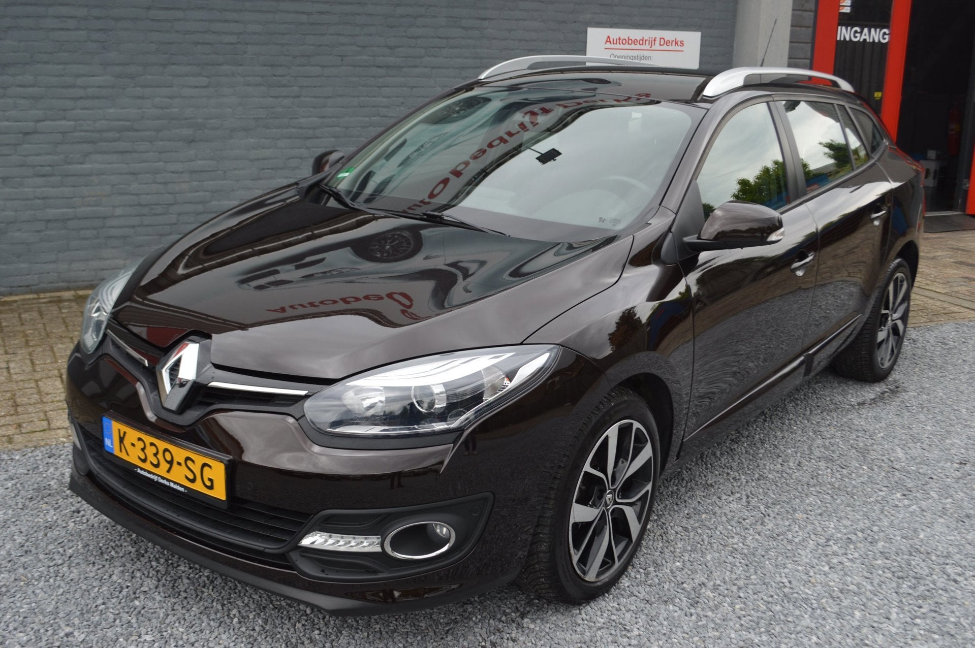 Renault Mégane Estate 1.2 TCe Bose Airco LED 5Drs Trekhaak, Voorwielaandrijving, Euro 5, Stof, Gebruikt