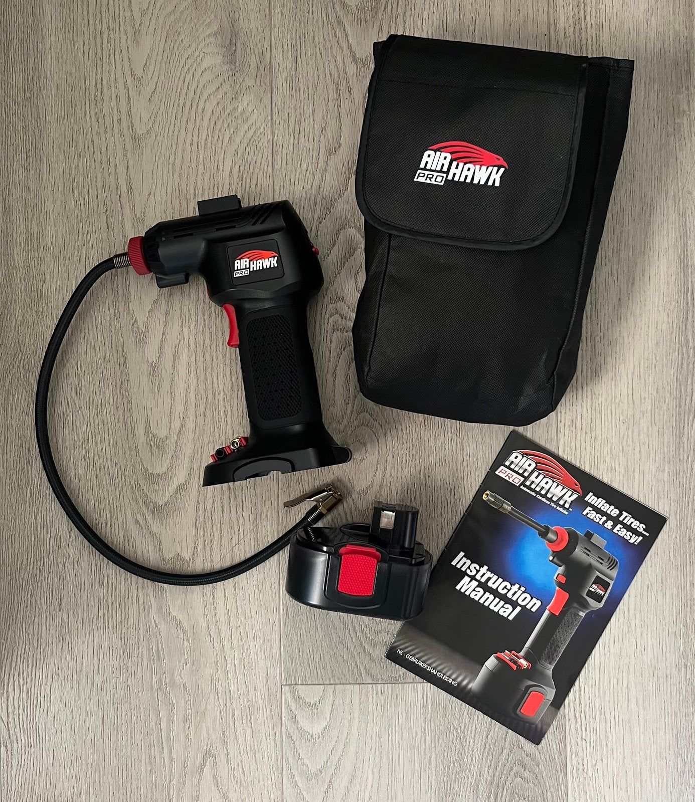 Air Hawk Pro elektrische bandenpomp - te koop, Ophalen of Verzenden, Zo goed als nieuw, Overige typen