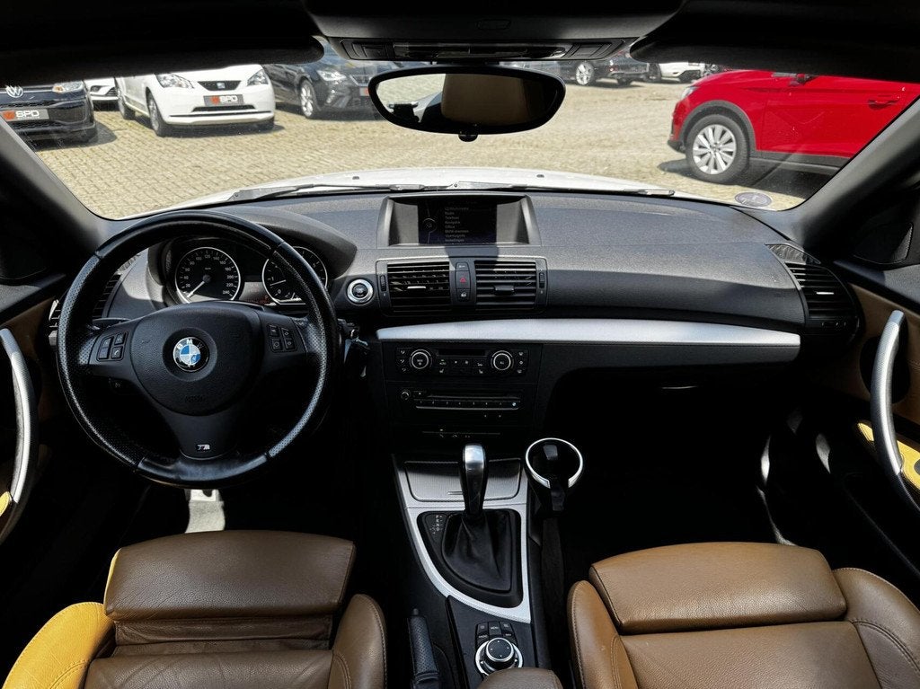 BMW 1-serie Cabrio 118i High Executive|M-pakket|Xenon|Automa, Auto's, BMW, Euro 5, Achterwielaandrijving, Cabriolet, 4 stoelen