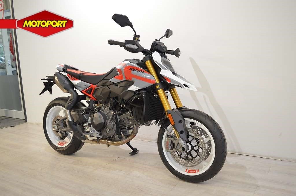 Ducati HYPERMOTARD V2 SP (bj 2026), Bedrijf, Distributeur@ducati.fr, DUCATI WEST EUROPE SAS, 390, rue d' Estienne d'Orves
92701  COLOMBES CEDEX, FR