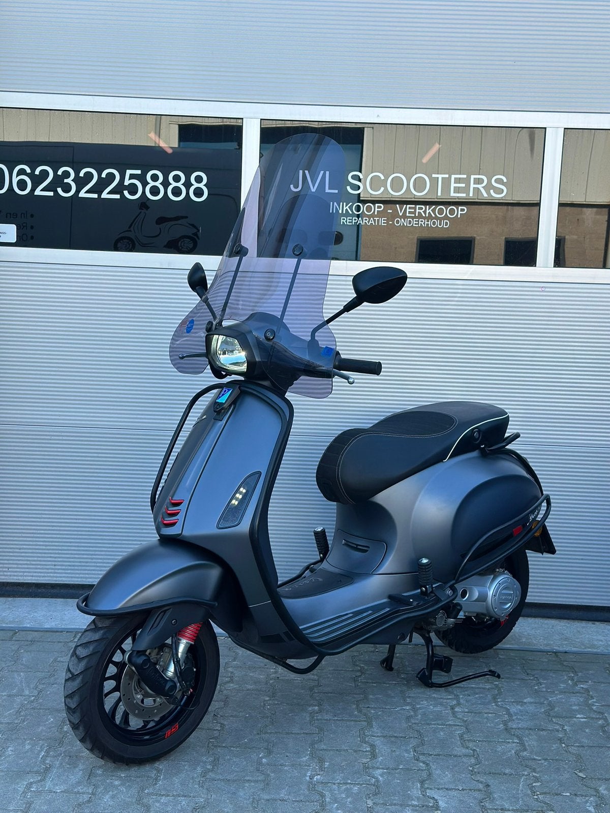 Vespa Sprint 50cc 3v 4t 2018 snor Zeer net!, Ophalen, Overige modellen, L, Zo goed als nieuw