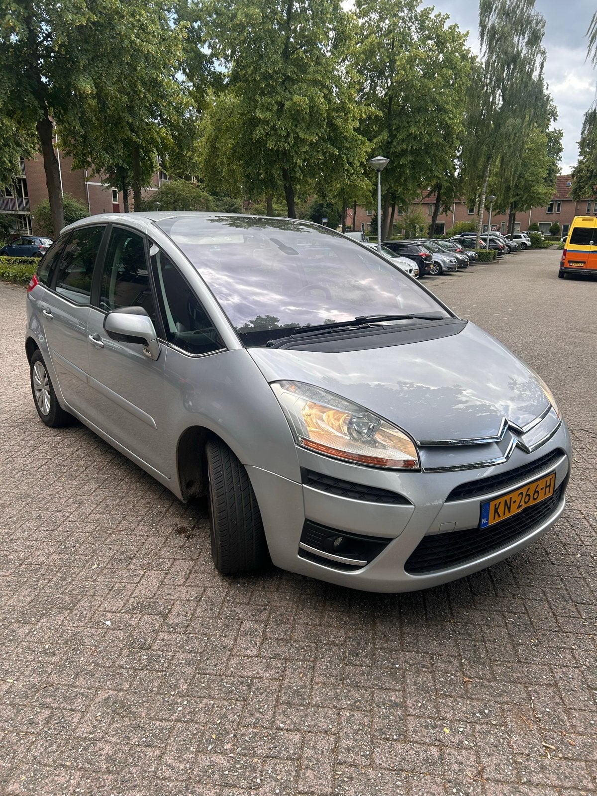 Citroën C4 1.6 VTI 2010 Grijs, Auto's, Voorwielaandrijving, 4 cilinders, 14 km/l, 75 €/maand