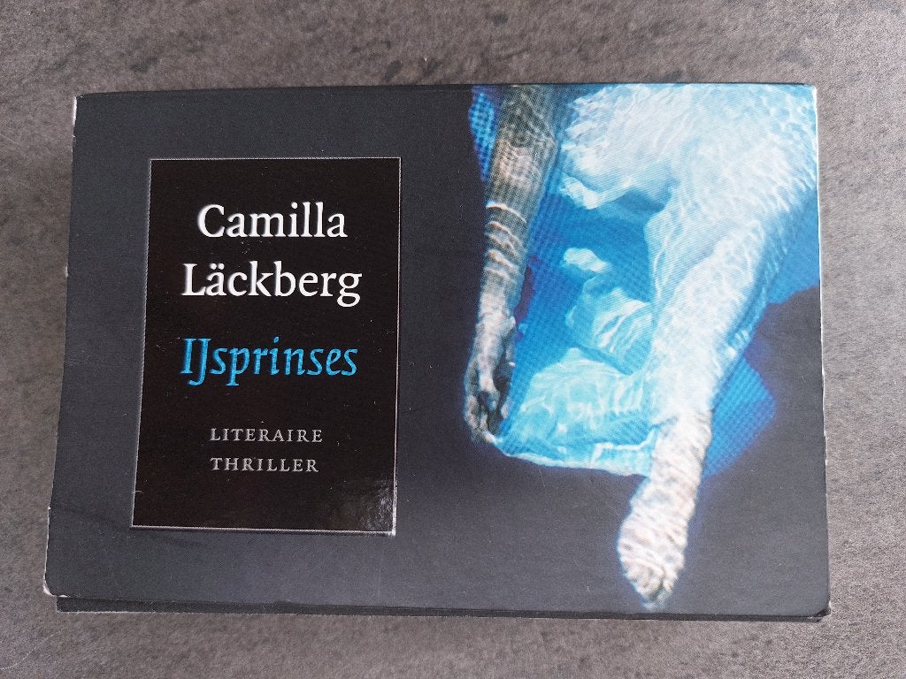 Camilla Läckberg - IJsprinses , Dwarsligger, Ophalen of Verzenden, Zo goed als nieuw
