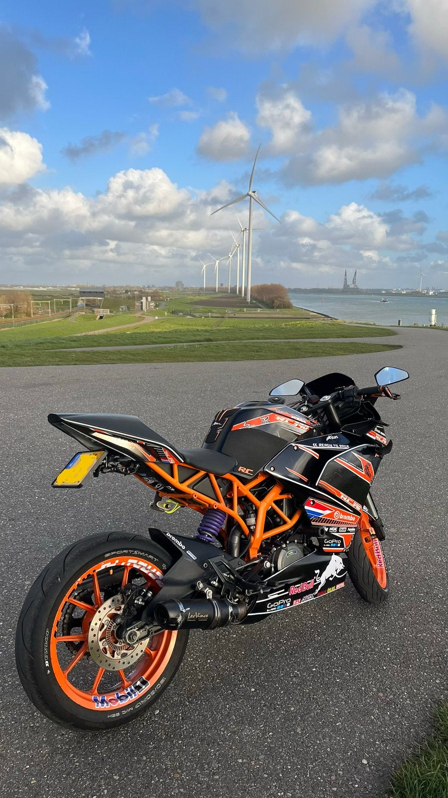 Unieke KTM RC390 (2016) A2 – 33k km – Vol opties & Race Look, 390 cc, Gebruikt, Minimaal motorrijbewijs A2, Handgeschakeld